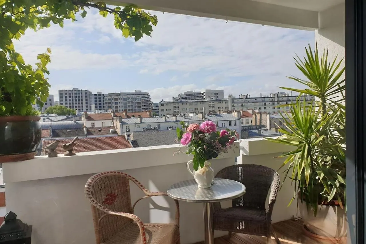 Apt Quiet And Bright With Large Terrace Paris Apartment